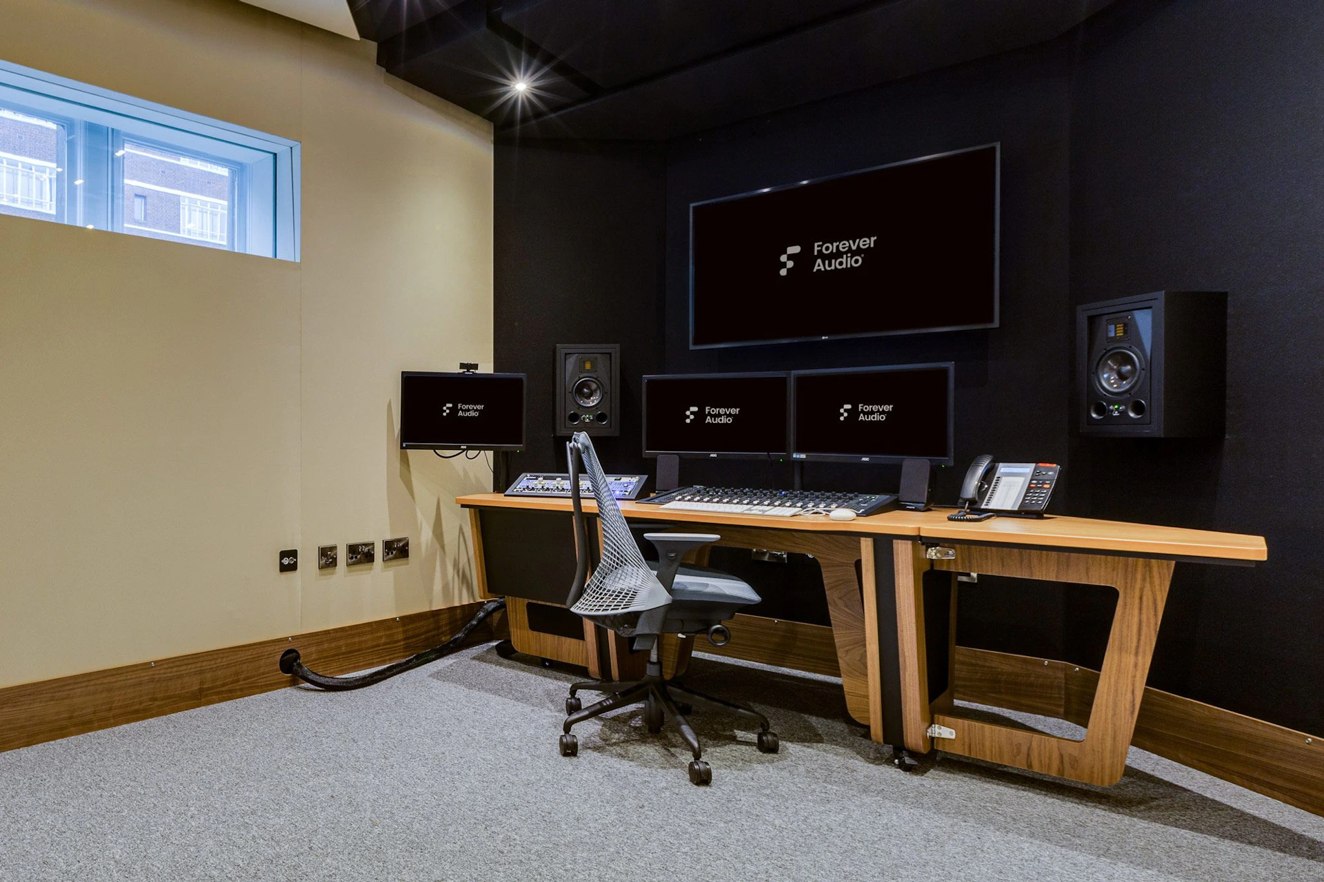 Sound design mixing desk